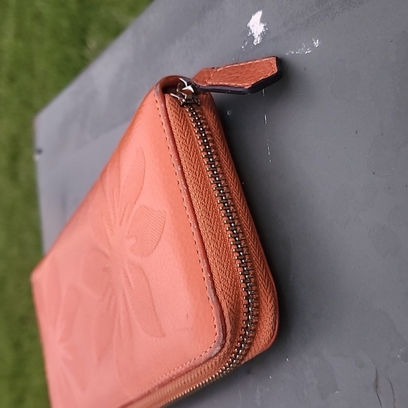 Bostanten Orange Leather Floral Embossed Wallet Wristlet - Picture 6 of 13